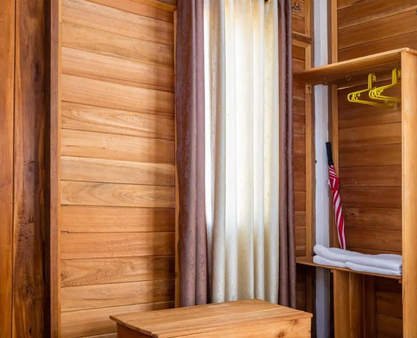 Rock Shade Chalet- Sigiriya